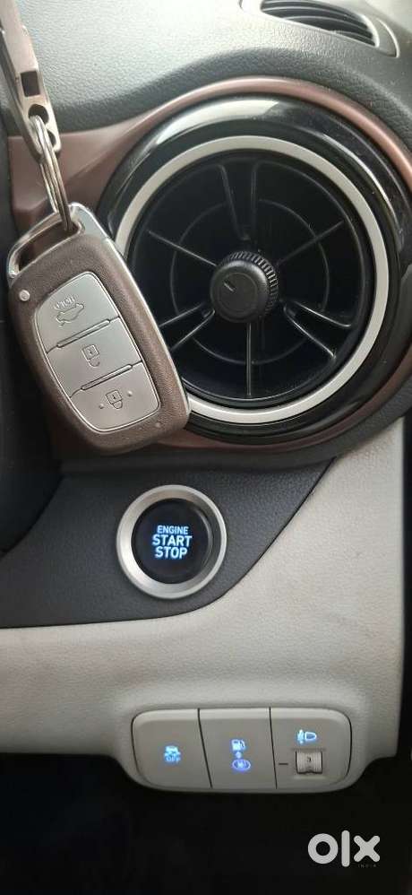 Hyundai Aura 1.2 Sx Cng, 2024, Cng & Hybrids