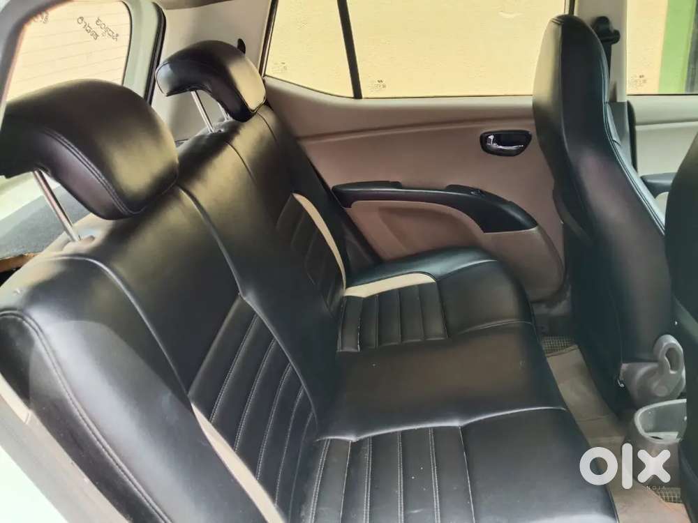 Hyundai I10 Sportz 2011 Petrol Manual
