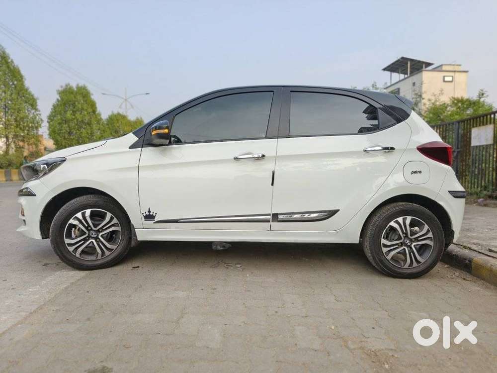 Tata Tiago 1.2 Revotron Xt Rhythm, 2023, Petrol
