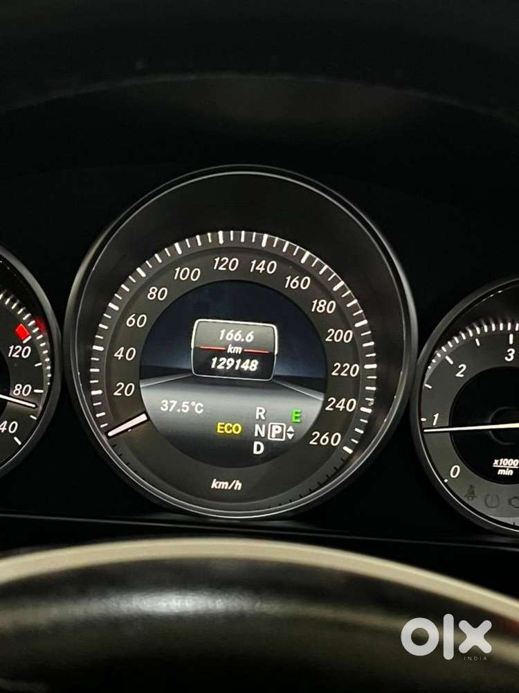 Mercedes-benz Diesel 2015