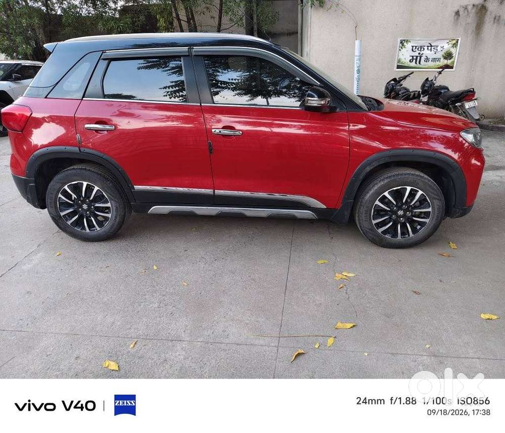 Maruti Suzuki Brezza 1.5 Zxi At Smart Hybrid Dual Tone, 2021, Petrol