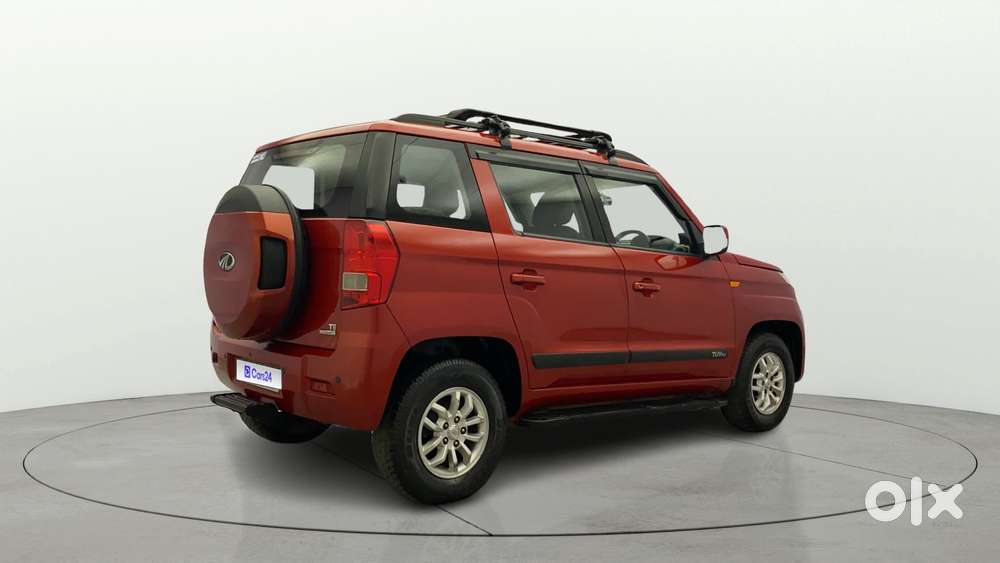 Mahindra Tuv 300 T8 Amt, 2016, Diesel