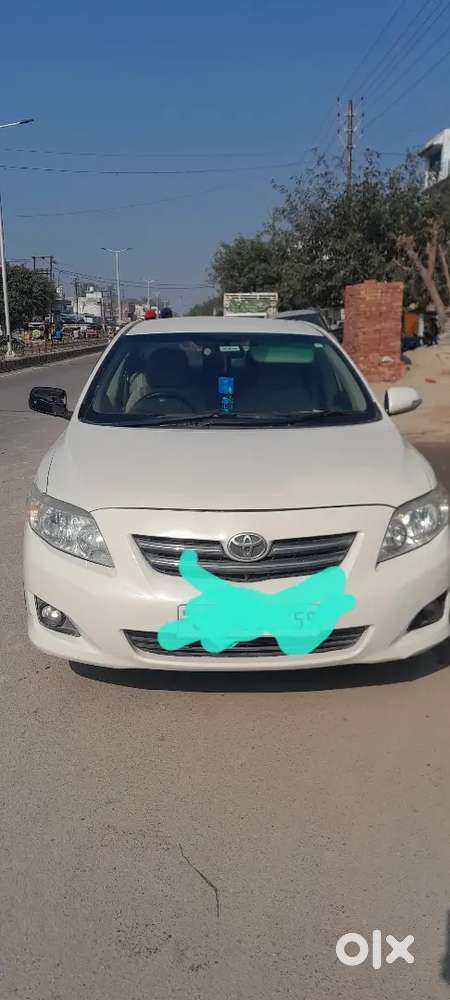 Toyota Corolla Altis 2010