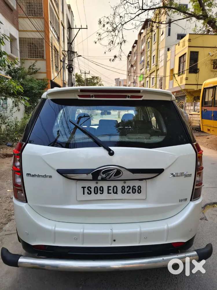 Mahindra Xuv500 2016 Diesel 147000 Km Driven