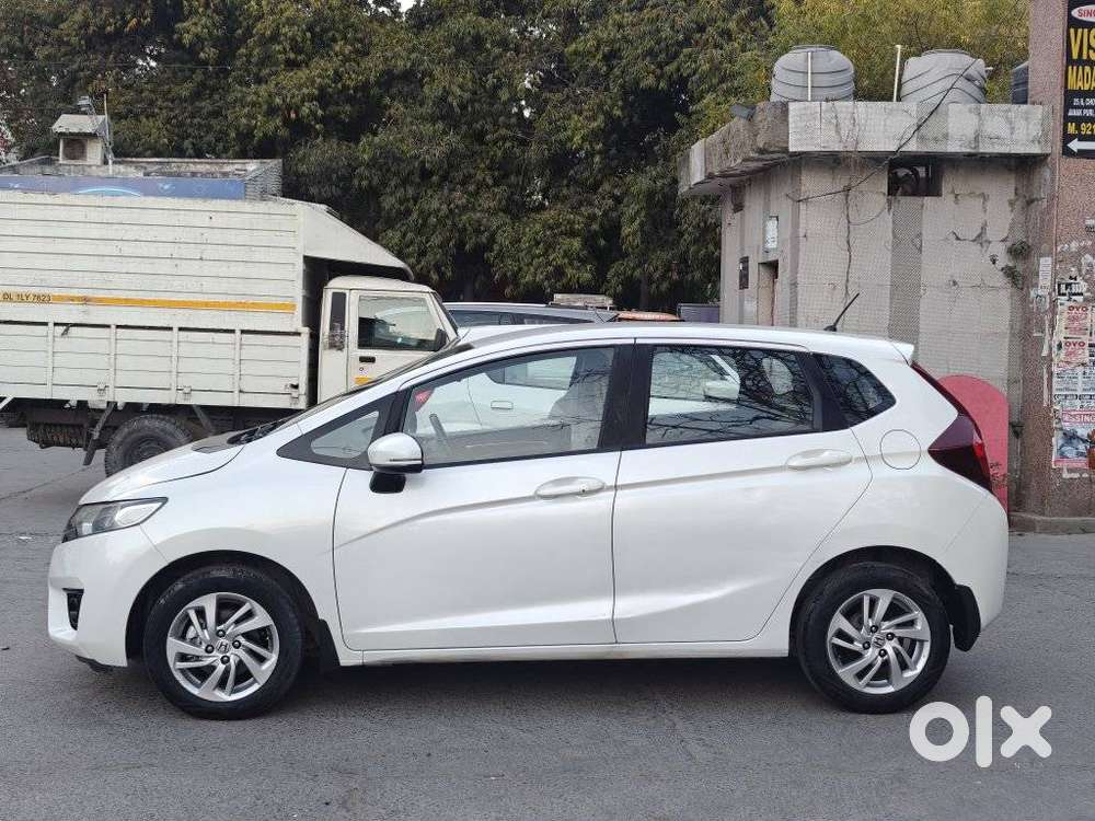 Honda Jazz V At Privilege, 2017, Petrol