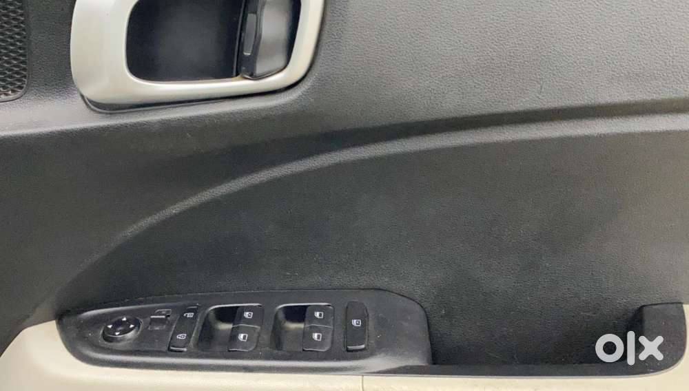 Hyundai Venue 1.0 S (o) Turbo Imt, 2022, Petrol