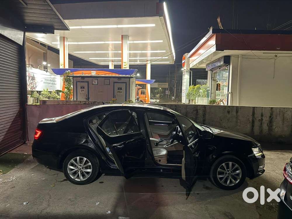 Skoda Octavia 2017 Petrol 88000 Km Driven