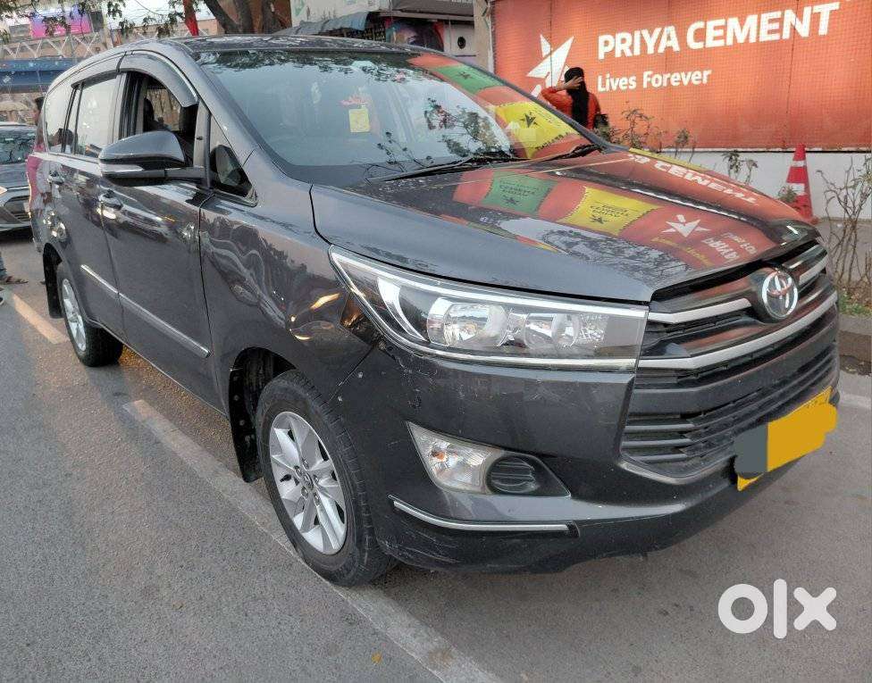 Toyota Innova Crysta 2.4 G Mt 8s, 2016, Diesel