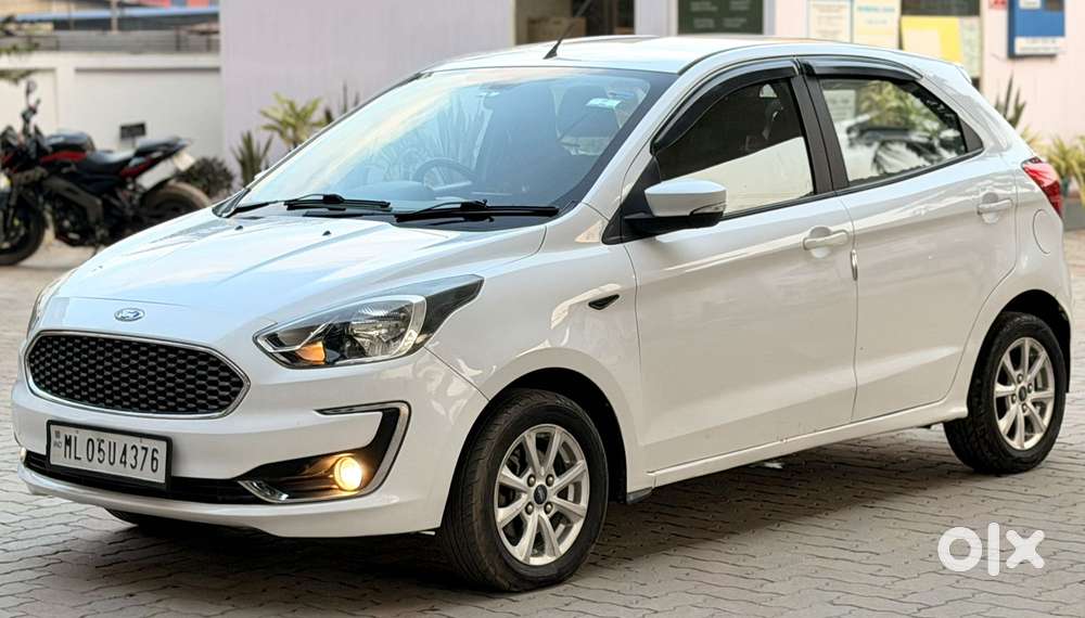 Ford Figo 2012-2015 Petrol Titanium, 2020, Petrol
