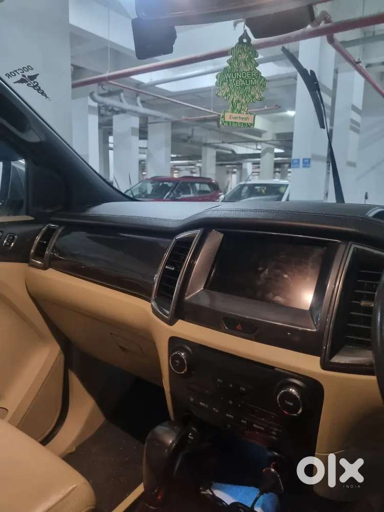 Ford Endeavour Titanium 2017
