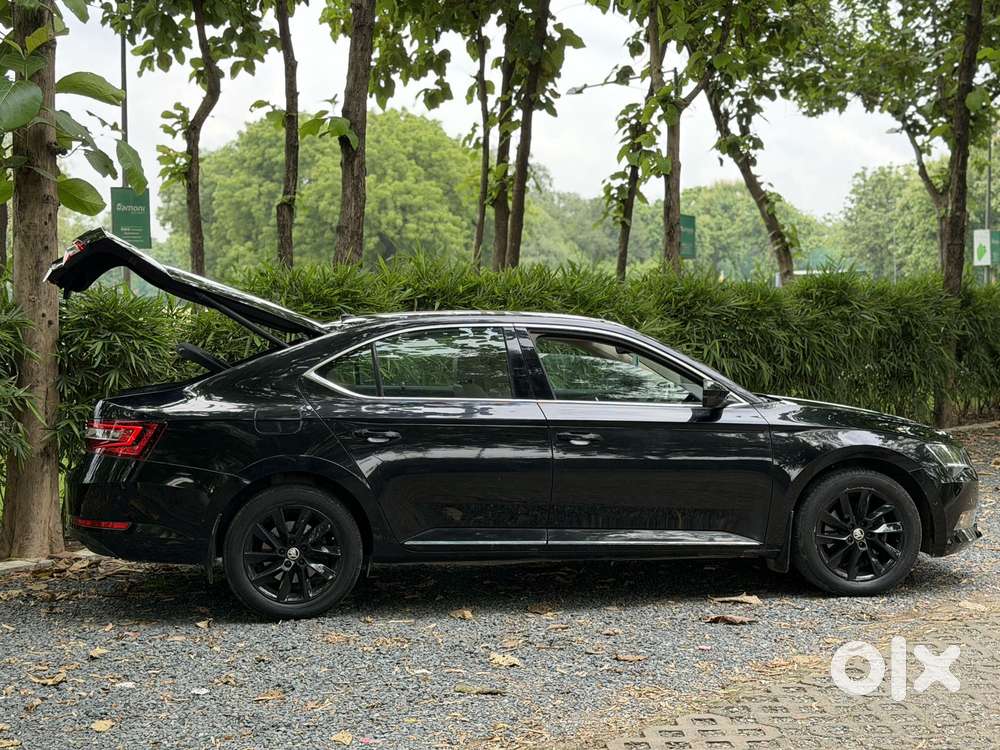 Skoda Superb Lk 1.8 Tsi At, 2018, Petrol