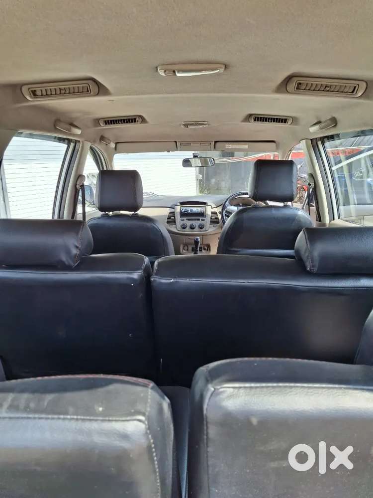 Toyota Innova 2015 Model 2016 Registration Diesel 139345 Km Driven