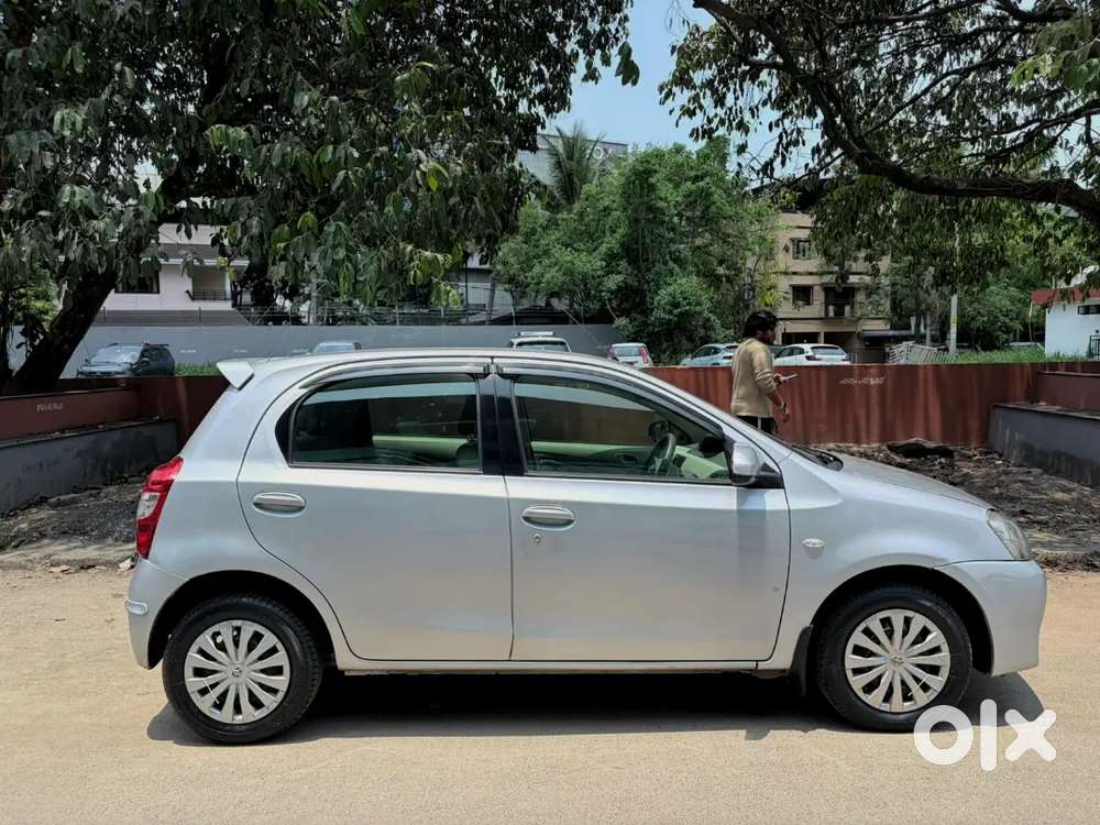 Toyota Etios Liva 2013 Diesel Well Maintained / Urgent Sale