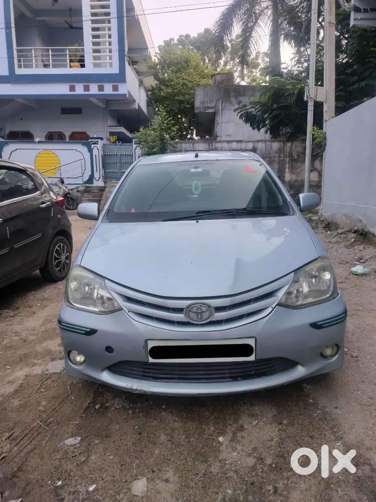 Toyota Etios Liva 2012