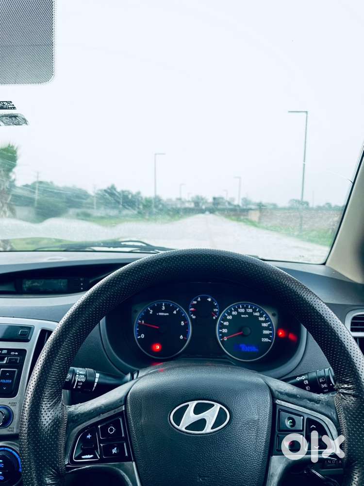 Hyundai I20 Diesel Manual 2012