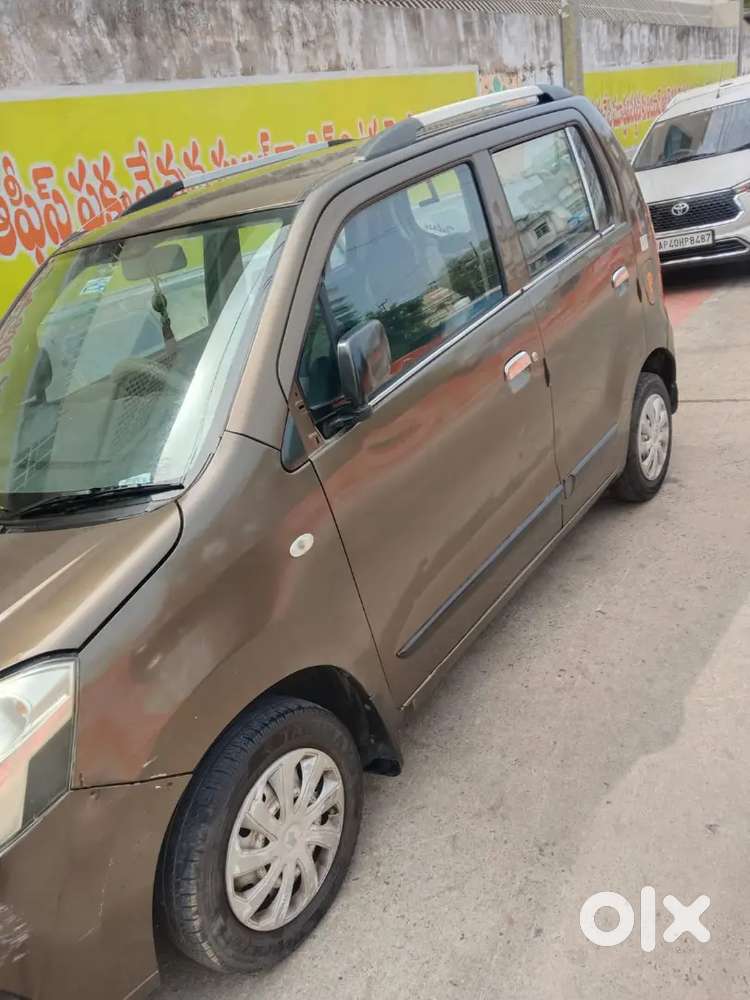 Maruti Suzuki Wagon R. Lpg And Petrol