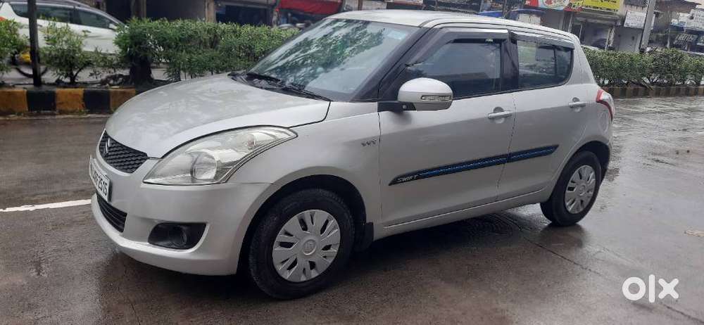 Maruti Suzuki Swift Vxi With Abs, 2012, Petrol