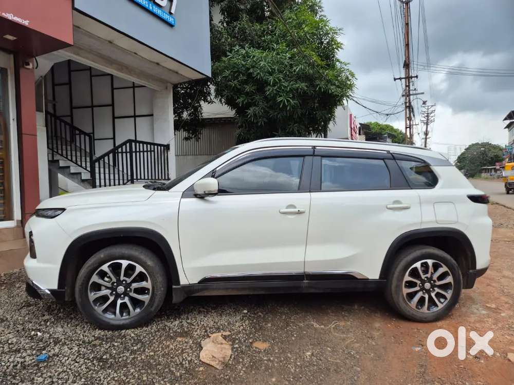 Maruti Suzuki Grand Vitara 2024 Petrol Well Maintained