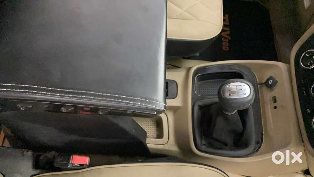 Mahindra Tuv 300 T10, 2019, Diesel
