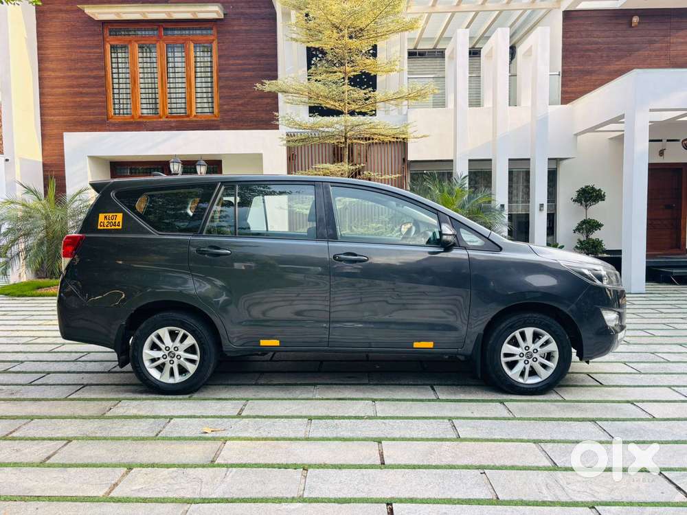 Toyota Innova Crysta 2.7 Gx Mt, 2017, Diesel