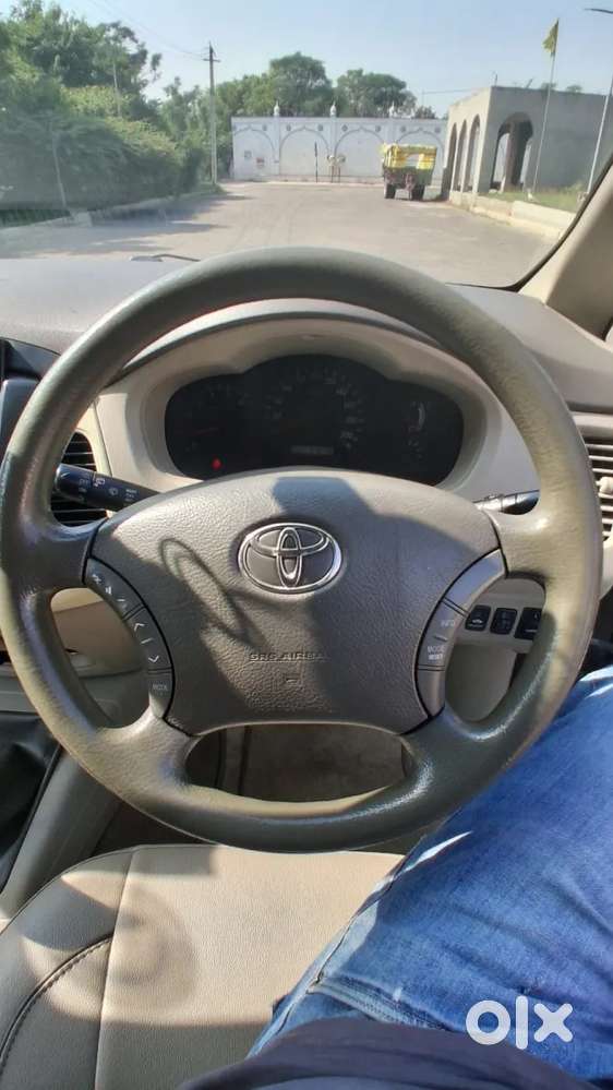 Toyota Innova 2.5 Ev Ms 8 Str Bsiv, 2011, Diesel