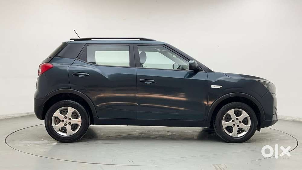 Mahindra Xuv300 W6, 2022, Petrol