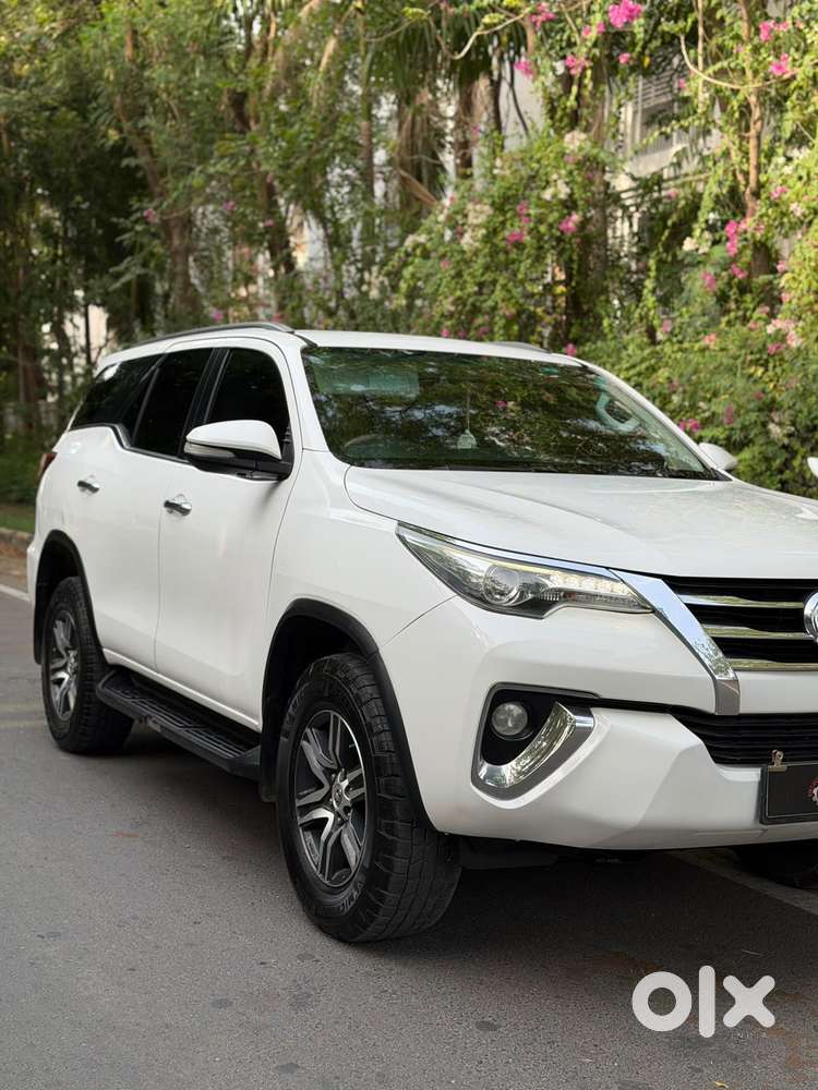 Toyota Fortuner 4x2 At, 2017, Diesel