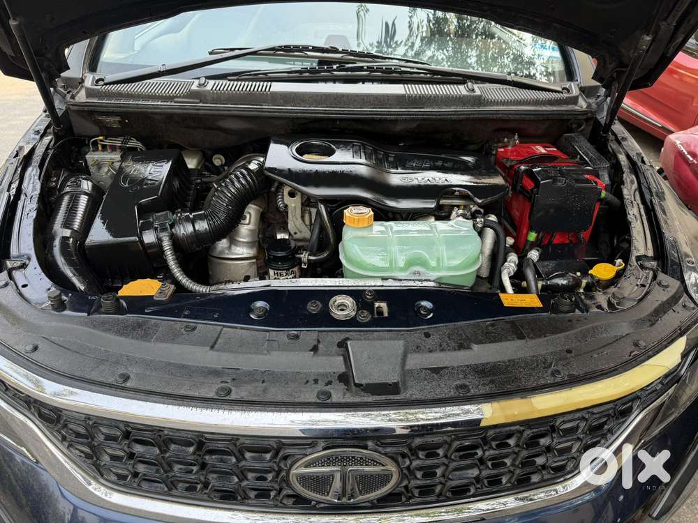 Tata Hexa 2.2 Xt 4x2 7 Str Dual Tone, 2017, Diesel