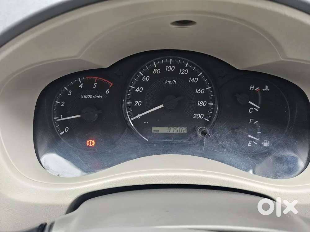 Toyota Innova 2.5 G 2012
