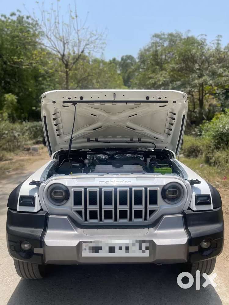 Mahindra Thar Roxx, 2025, Petrol