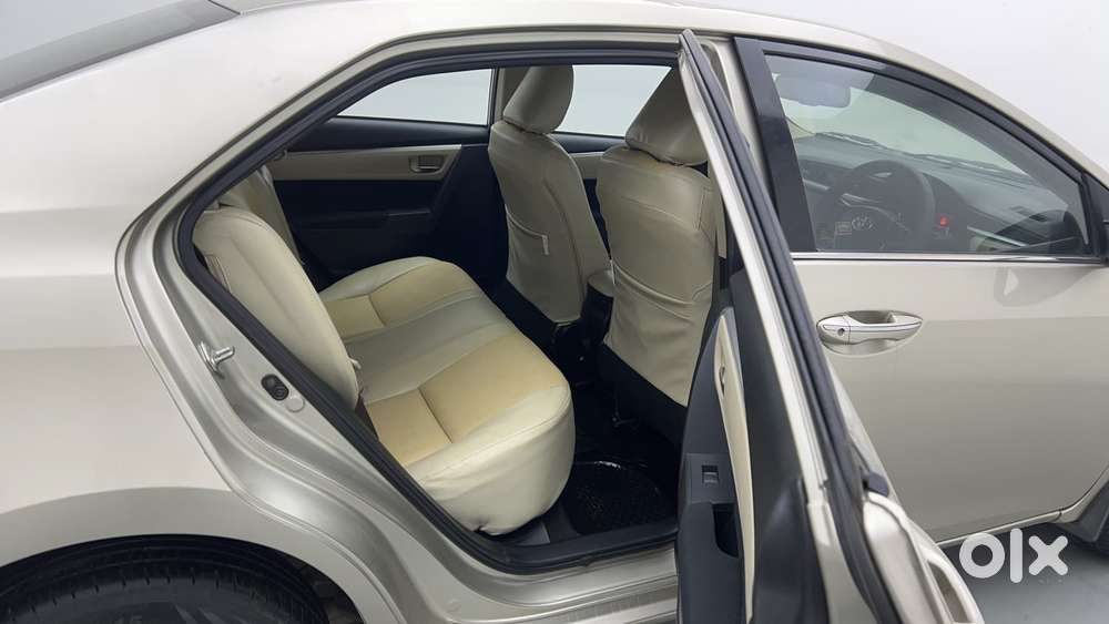 Toyota Corolla Altis 1.8 G, 2014, Petrol