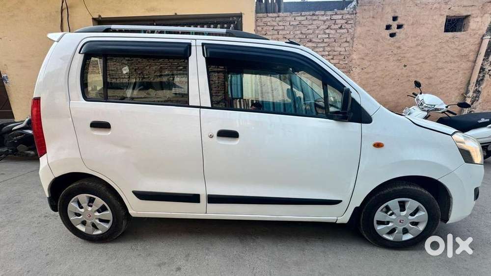 Maruti Suzuki Hybrid 2017