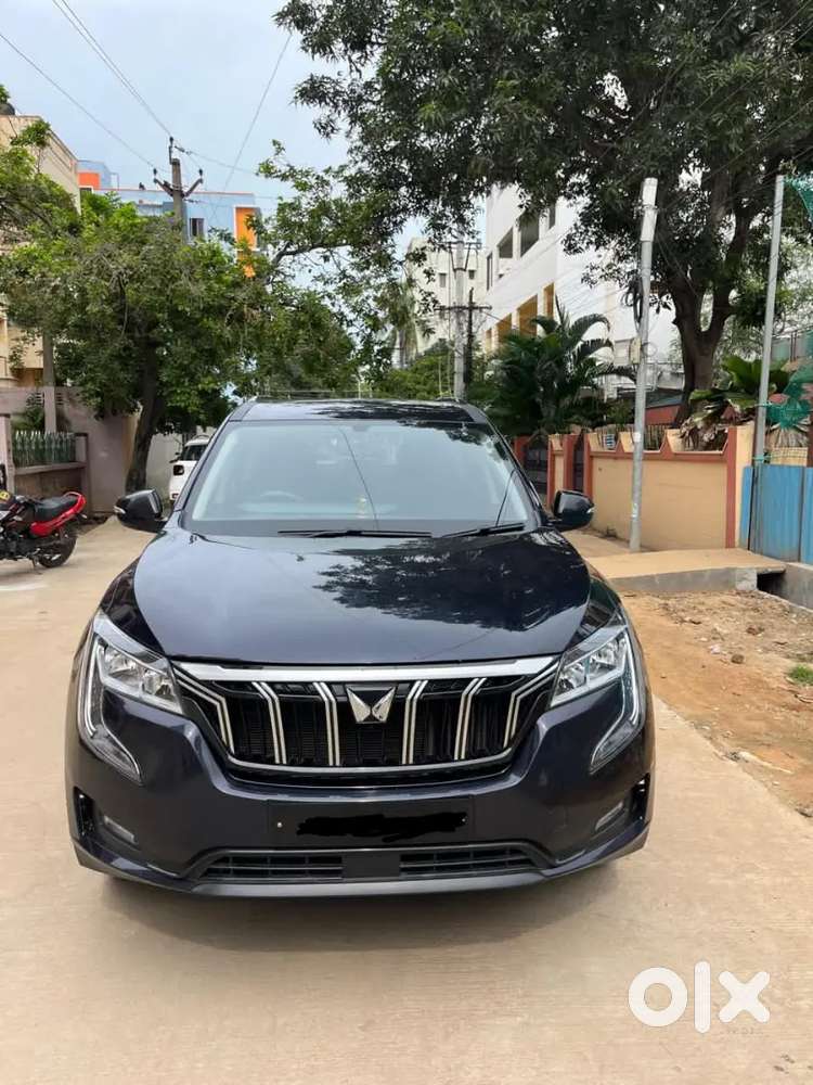 Mahindra Xuv700 2023 Diesel Well Maintained