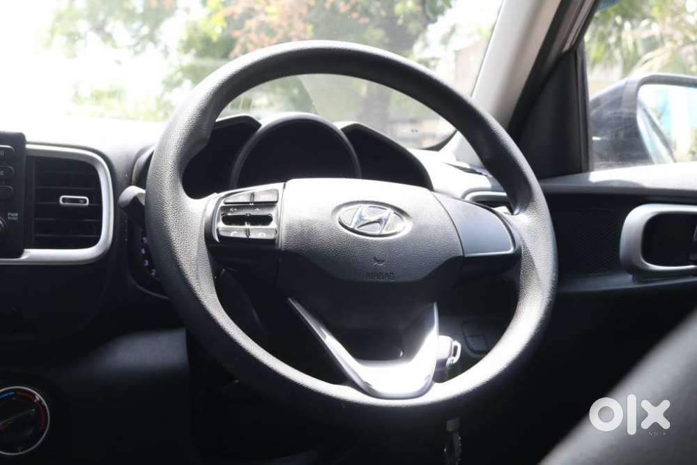 Hyundai Venue S 1.2 Petrol, 2020, Petrol
