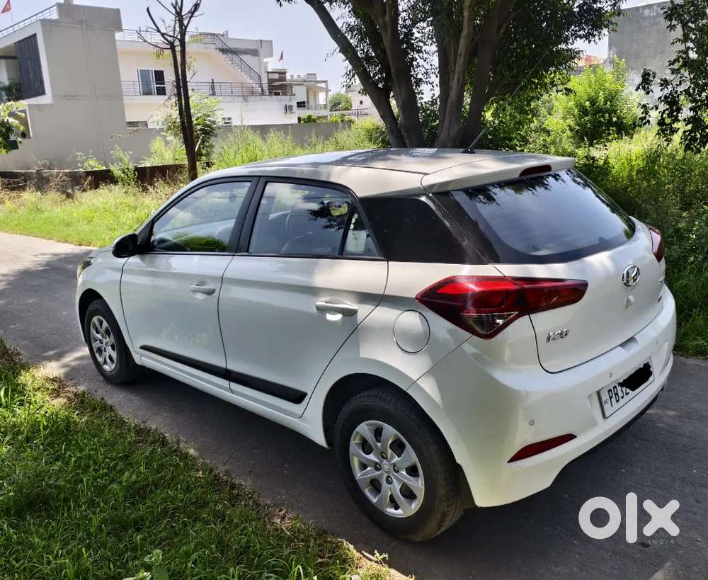 Hyundai I20 Sportz Petrol Reg November 2016