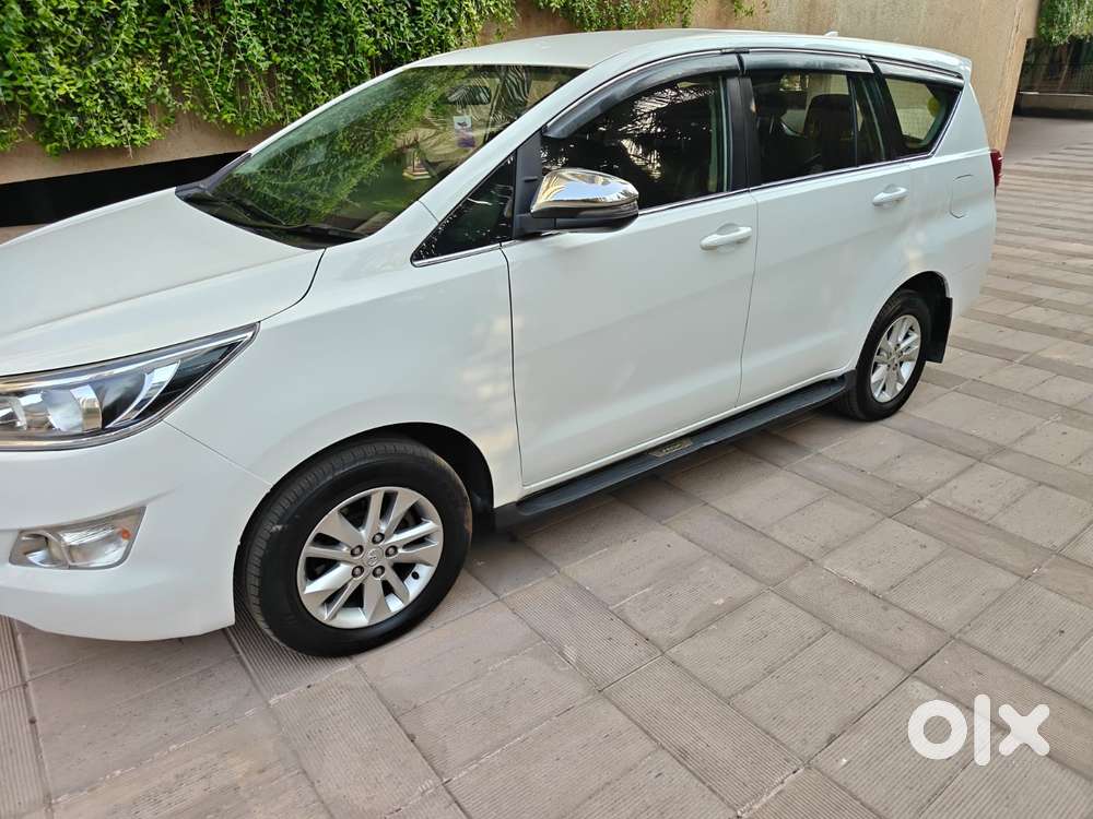 Toyota Innova Crysta [2020-ongoing] 2.4 Gx At 8 Str, 2020, Diesel