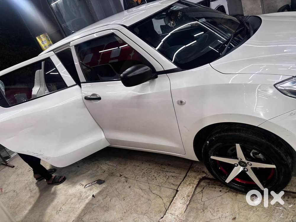 Maruti Suzuki Swift 2023 Petrol Well Maintained