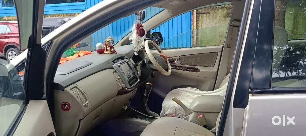 Toyota Innova 2012 Diesel Well Maintained