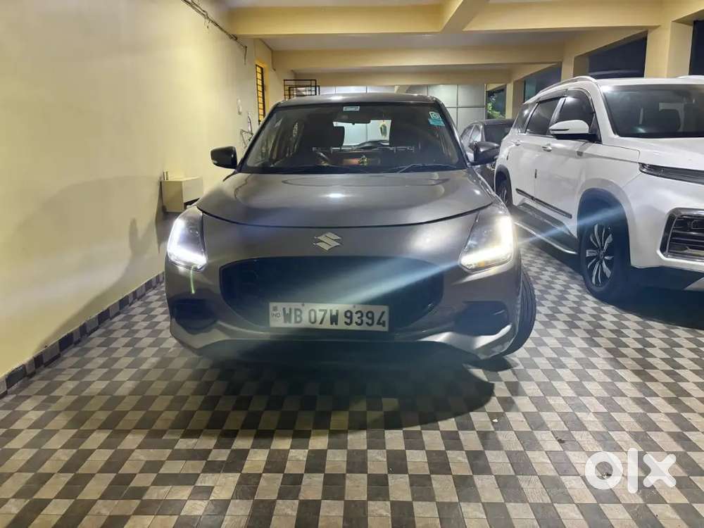 Maruti Suzuki New-gen Swift 2025 Petrol 11656 Km Driven