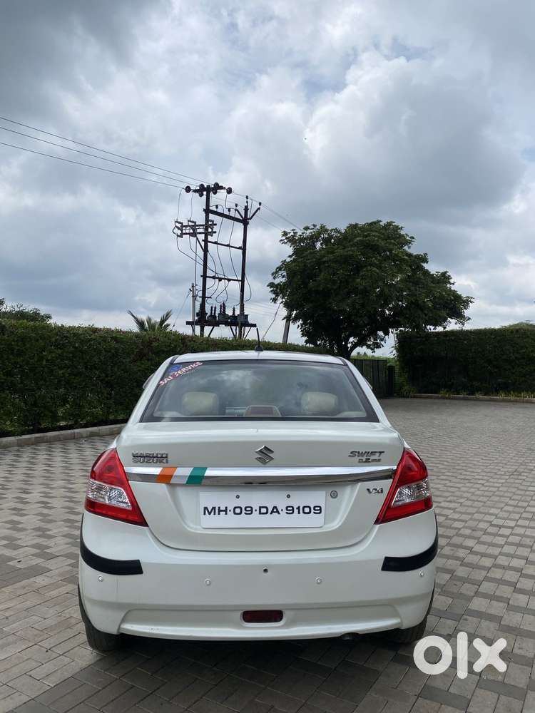 Maruti Suzuki Swift Dzire 1.2 Vxi Bsiv, 2014, Petrol