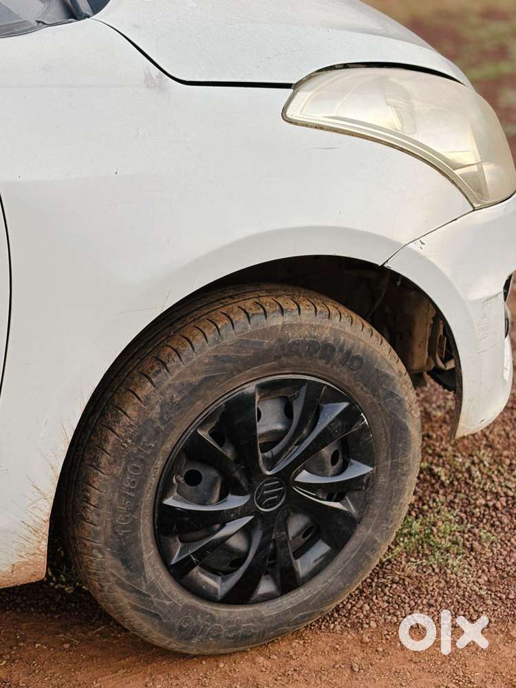 Maruti Suzuki Swift Vxi With Abs, 2016, Petrol