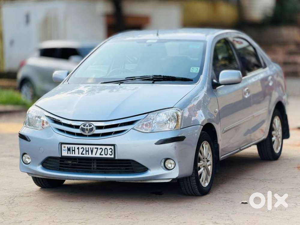 Toyota Etios V, 2012, Petrol