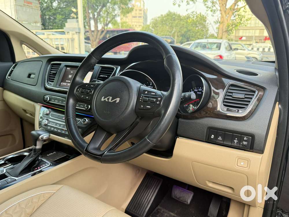 Kia Carnival Limousine Plus 7 Str, 2023, Diesel