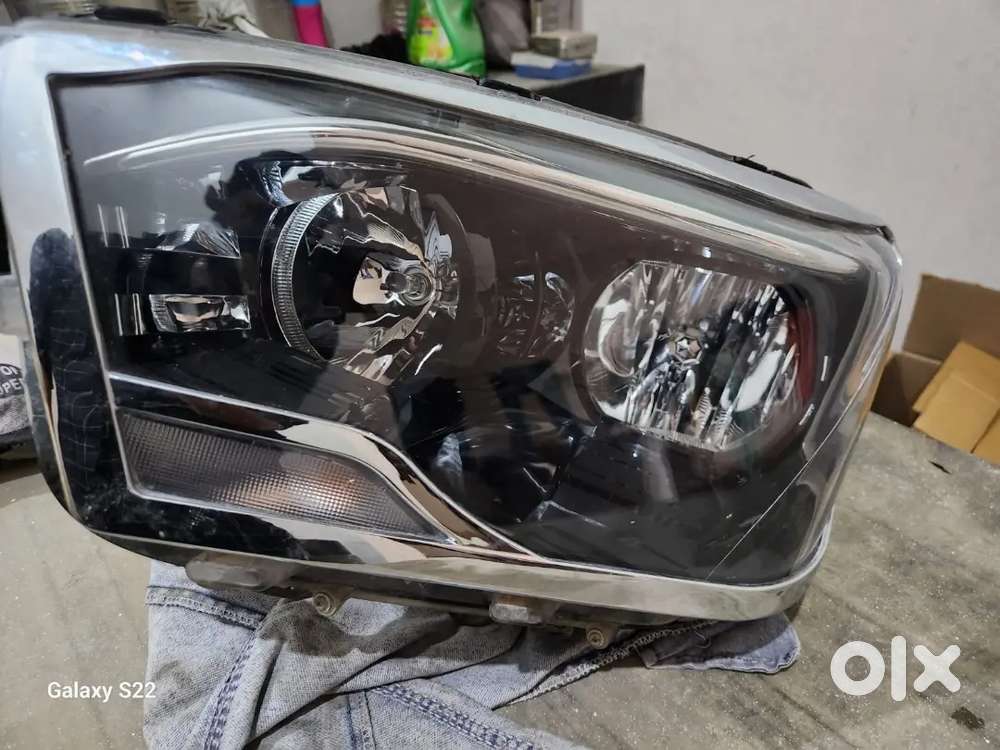 Two Genuine Head Light Mahindra Scorpio