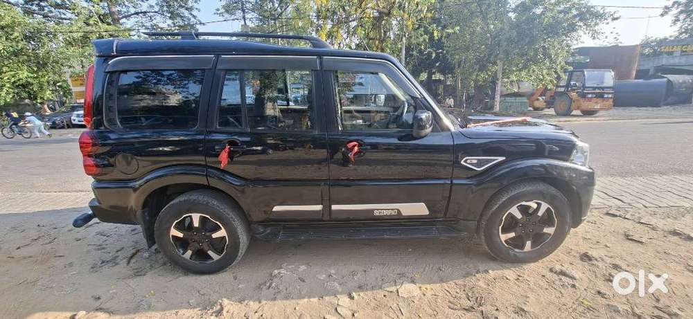 Mahindra Scorpio Classic 2.2 S 11 Mt 7 Str, 2023, Diesel
