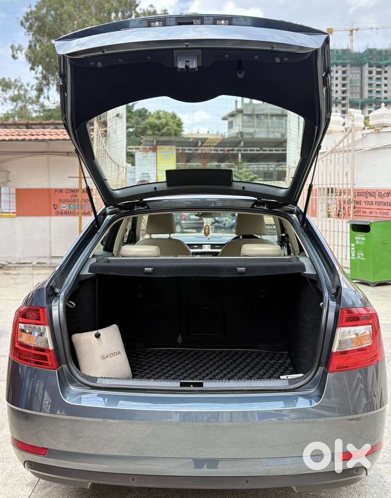 Skoda Octavia 1.8 Tsi At Style, 2018, Petrol