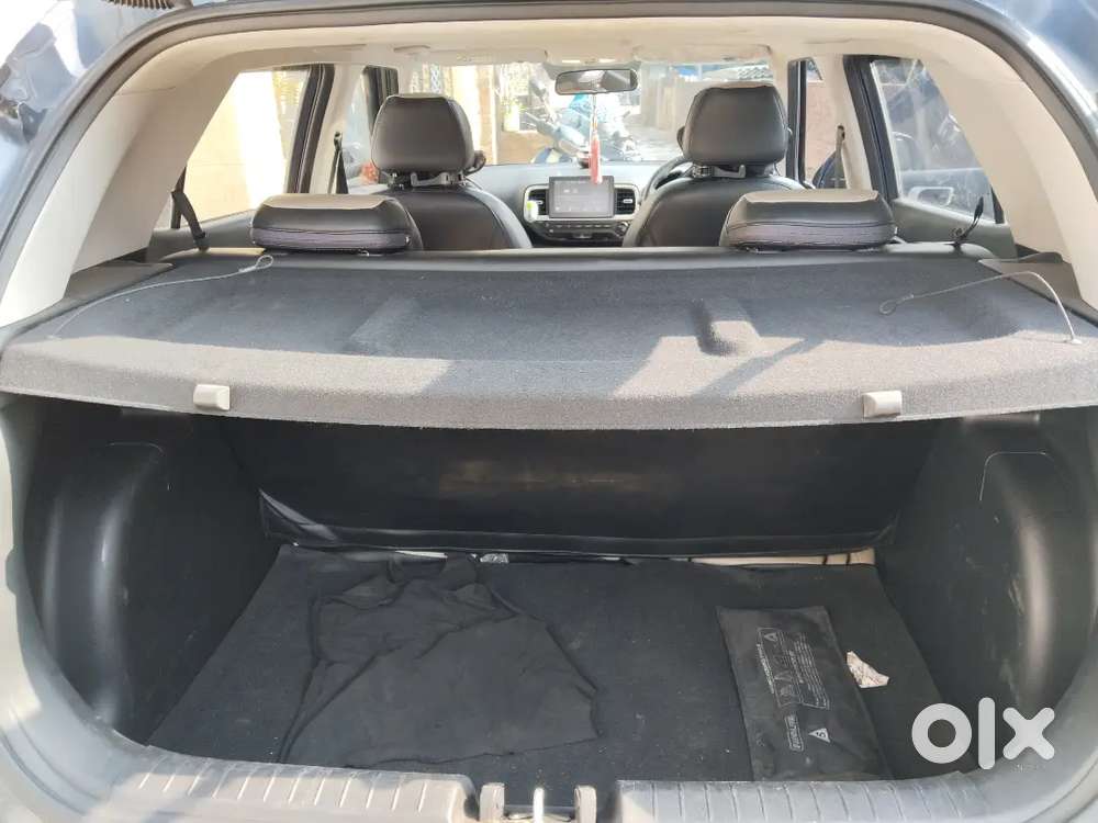 Hyundai Venue 2021 Diesel 59000 Km Driven