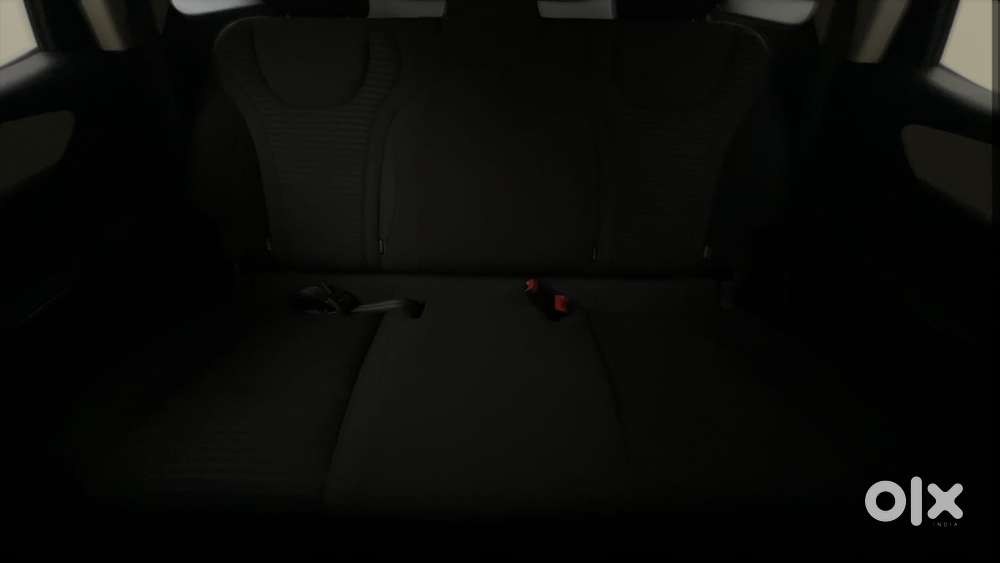 Mahindra Xuv700 2.2 Ax 5 Diesel At Str, 2024, Diesel