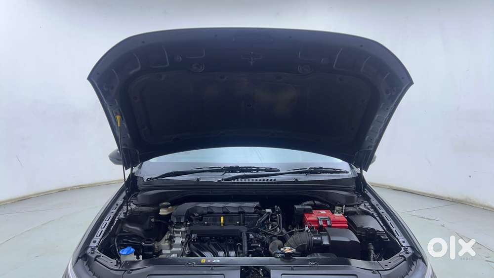 Hyundai Verna 1.5 Sx (o) Vtvt Ivt, 2023, Petrol