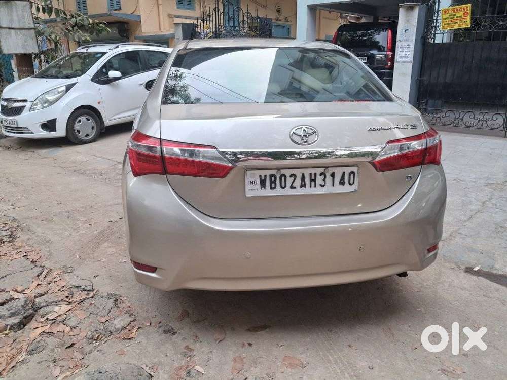 Toyota Corolla Altis 1.8 G, 2015, Petrol